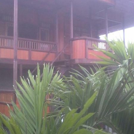 Sunset Guest House & Bar Bunaken Kültér fotó