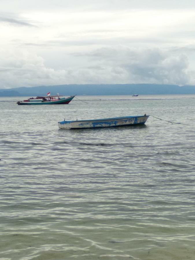 Sunset Guest House & Bar Bunaken Kültér fotó