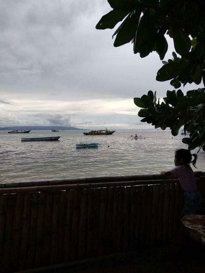 Sunset Guest House & Bar Bunaken Kültér fotó